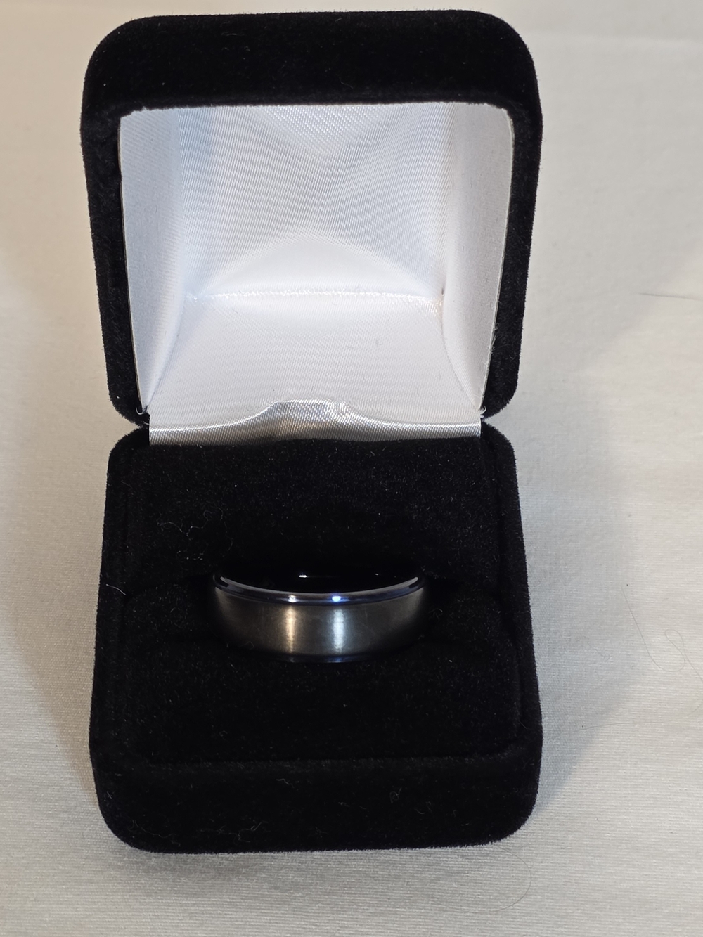 Mens 8mm Black Brushed Tungsten Carbide Ring Sz 11 Band Blue Groove Inlay & Box